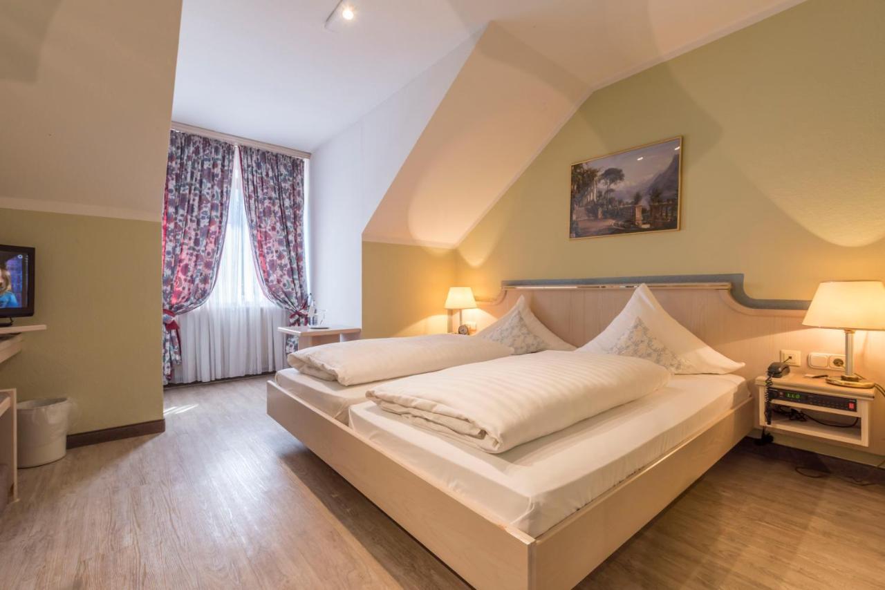 Hotel Am Schlosspark 4*